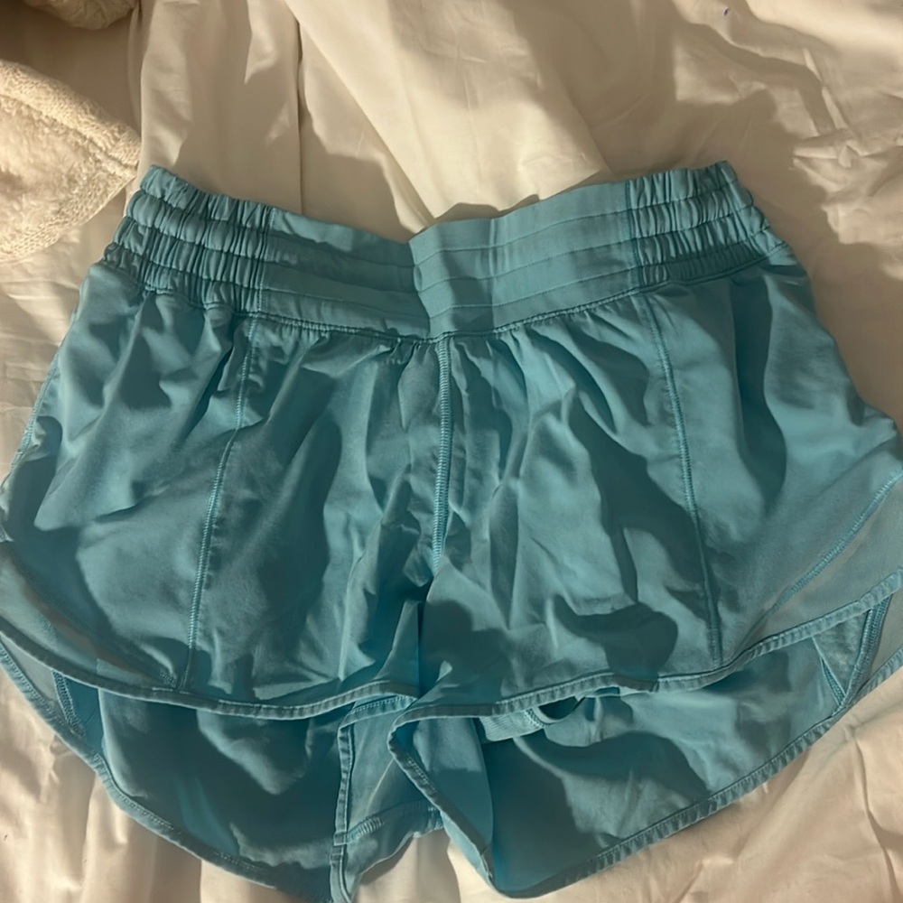 Lululemon hotty hot shorts teal size 8